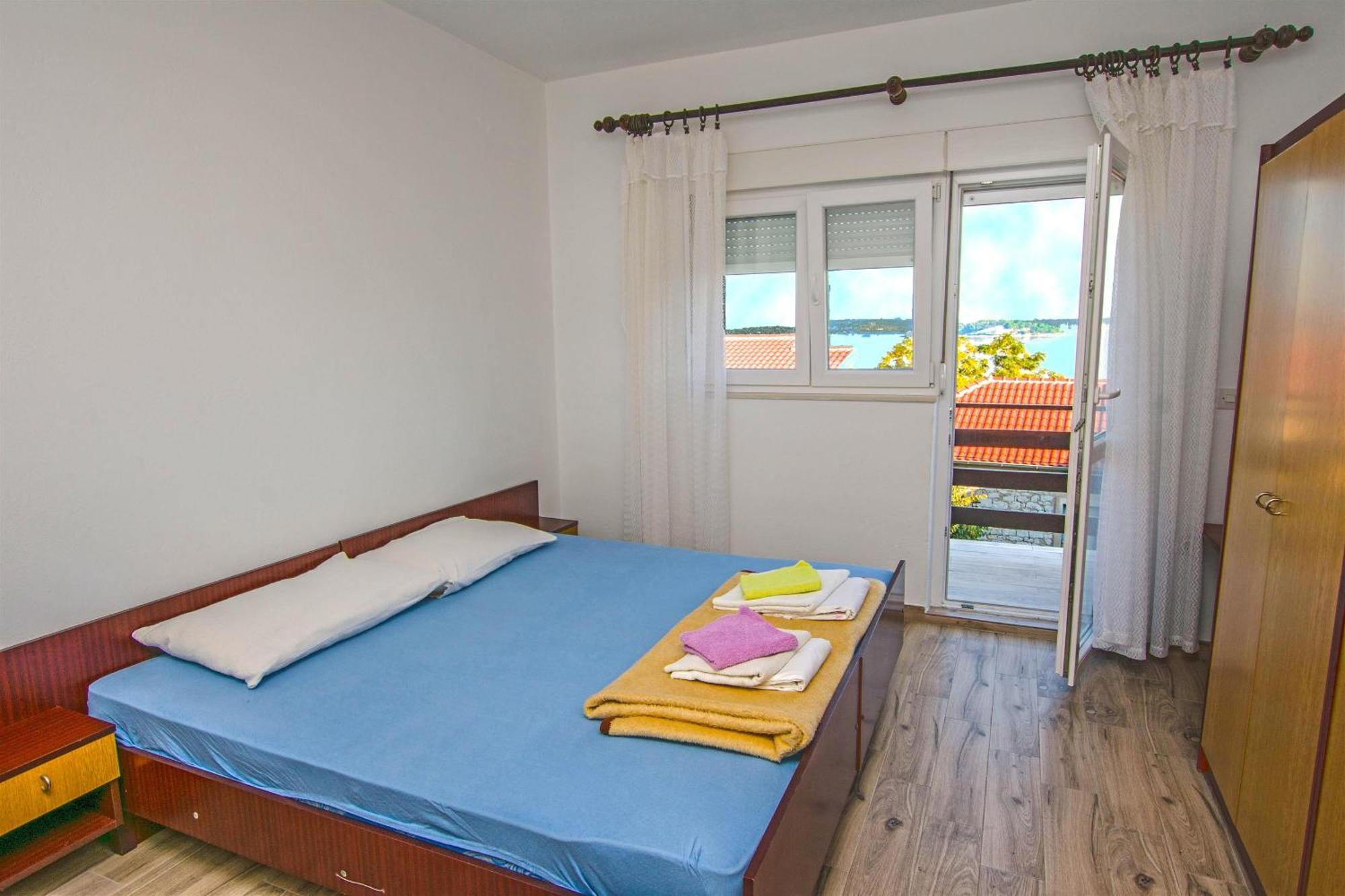 Apartment Marin Tkon Luaran gambar