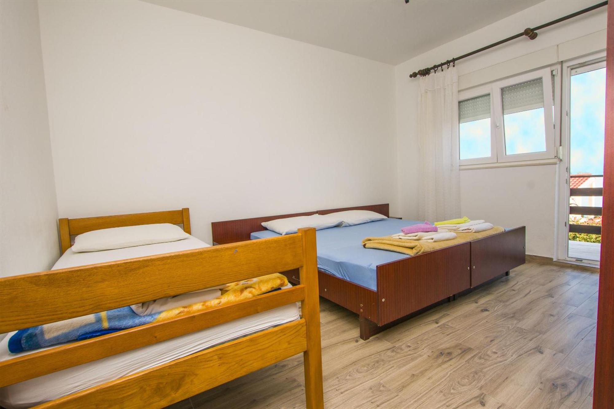 Apartment Marin Tkon Luaran gambar